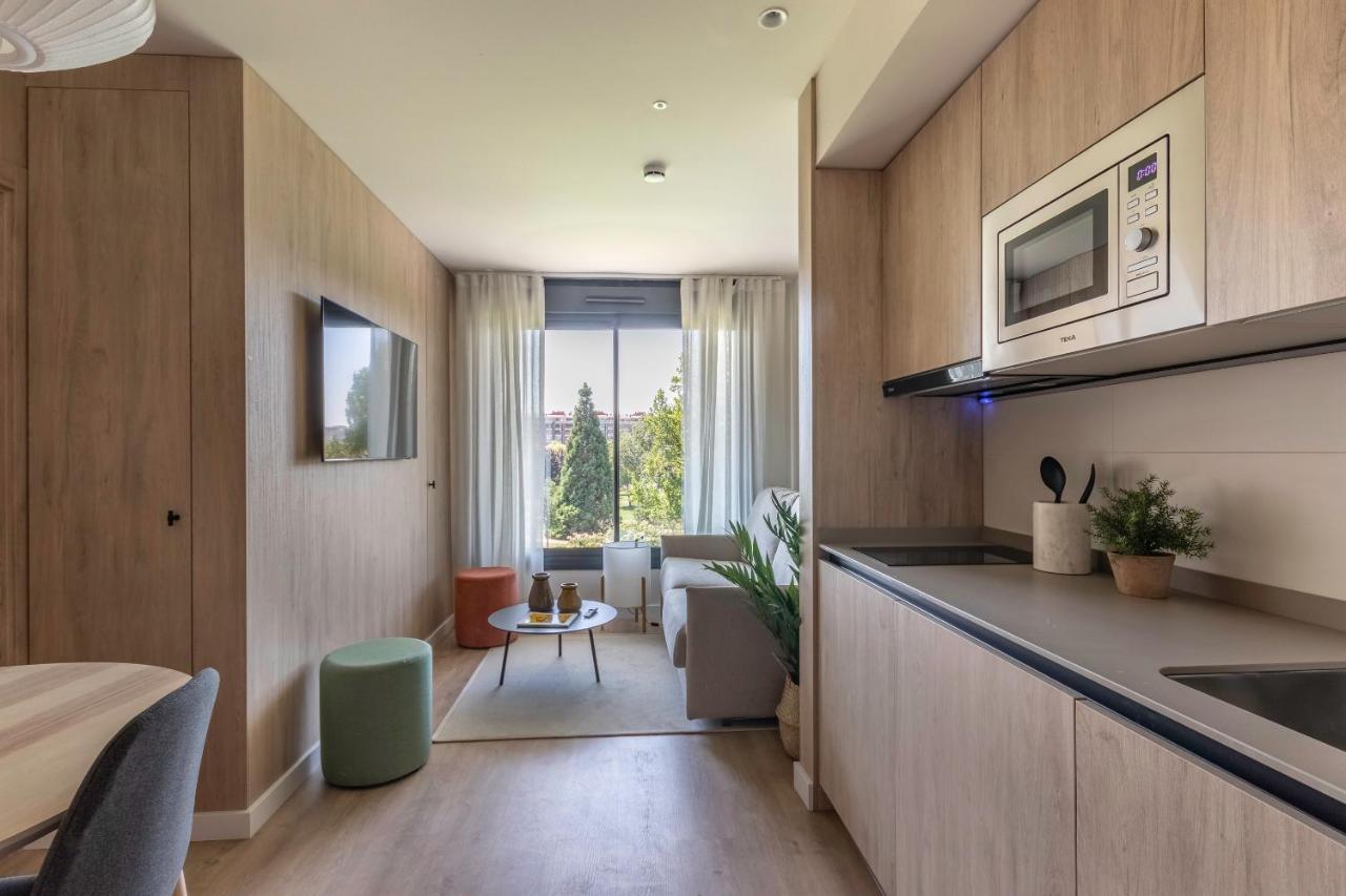 Apartamentos Líbere Pamplona Yamaguchi Exterior foto