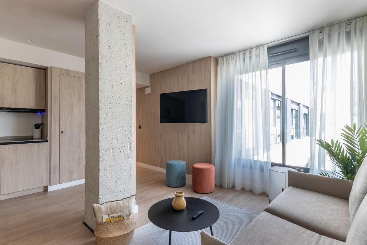 Apartamentos Líbere Pamplona Yamaguchi Exterior foto