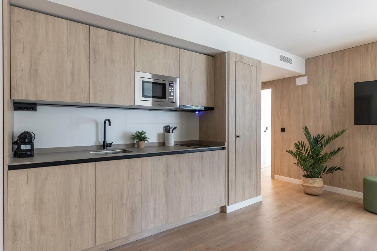 Apartamentos Líbere Pamplona Yamaguchi Exterior foto